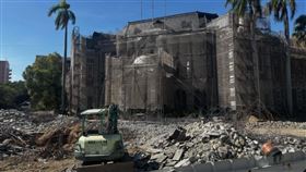 台中州廳，噴水池拆除，網友怒：慘不忍睹（圖／翻攝自Threads @gigichangcc）