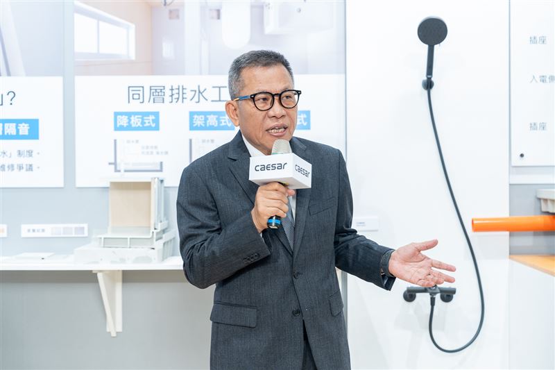 凱撒衛浴董事長蕭俊祥表示,整體浴室系統已成主流。(圖/品牌業者提供)