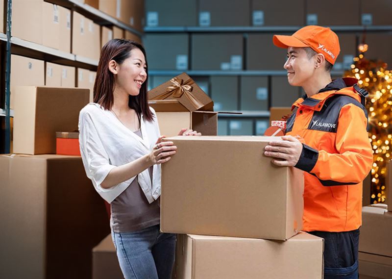 年末即時配送需求增6百分點,Lalamove推司機夥伴獎勵活動與用戶專屬優惠應對聖誕物流高峰。(圖/品牌業者提供)