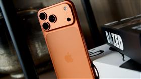 傑昇通信雙12終極清倉，iPhone 17 Pro Max直砍$3,010。（圖／品牌業者提供）