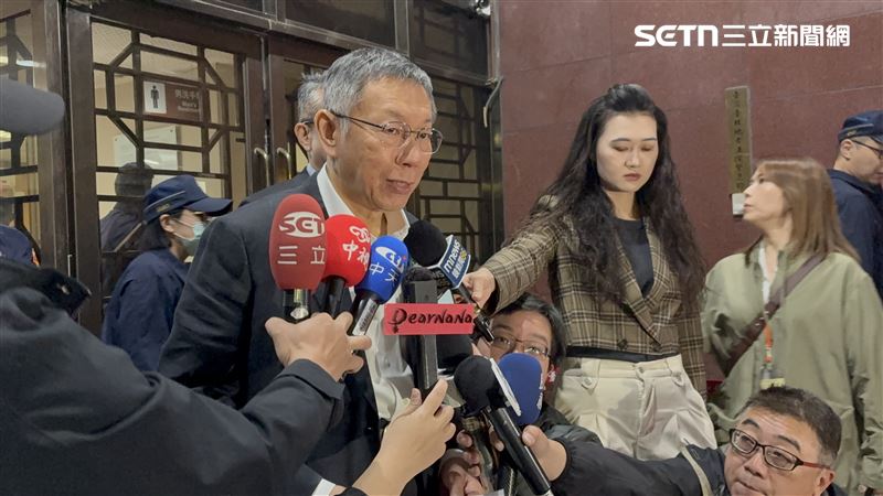 3400項證據全提示完畢,柯文哲再批司法變政治鬥爭工具,嘆同樣手法正在對付黃國昌。(圖/記者楊佩琪攝)