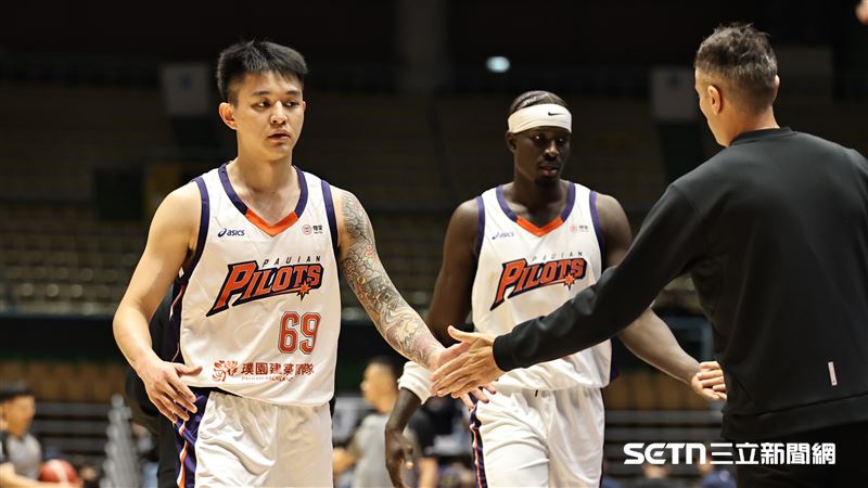 脫離母隊太久 卡總曝盧峻翔忘記本週對手