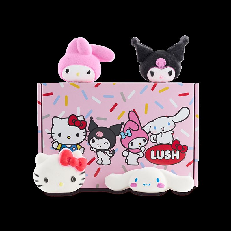 LUSH最新推出Hello Kitty與好朋友禮盒。(圖/品牌業者提供)