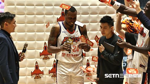 葛拉漢傷癒歸隊飆24分　領航猿本季沒輸過