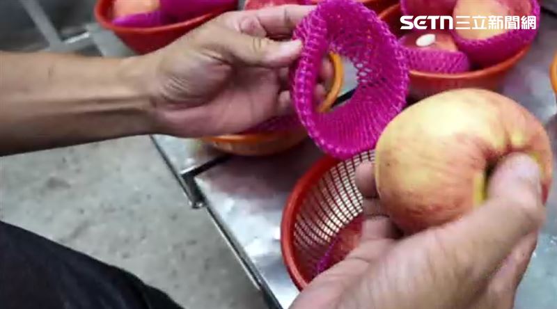 今年南非的「新鮮蘋果」台灣一顆都沒買,其他產品如蘋果汁的購買量,也較去年同期大幅下滑。(示意圖/資料照)