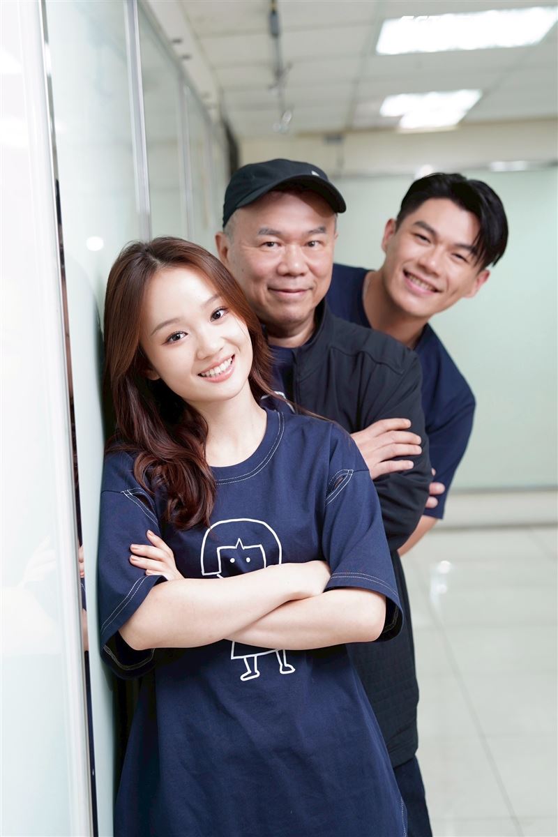 方郁婷(左)坦言,在拍認屍戲份時自己哭到停不下來。(圖/記者趙于瑩攝影)