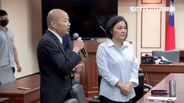 韓國瑜嘆「壓力太大」，遭助理當面反嗆（圖／翻攝畫面）