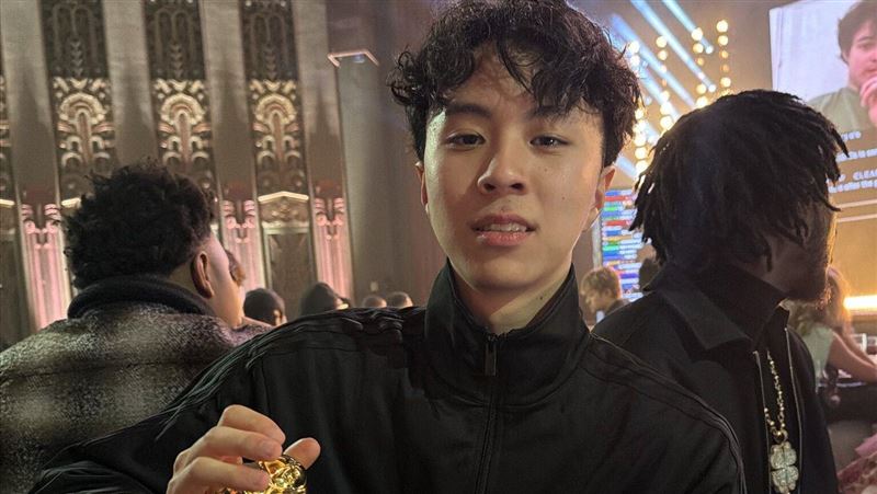 曾批台灣像坨屎　最強高中生奪獎致敬台灣