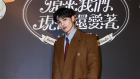 黃偉晉演唱會一連獨唱〈祝我幸福〉、〈祝你一路順風〉兩首經典歌曲。（圖／北流提供）