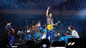 錄到一半出事　男偶像突重摔骨折急停工