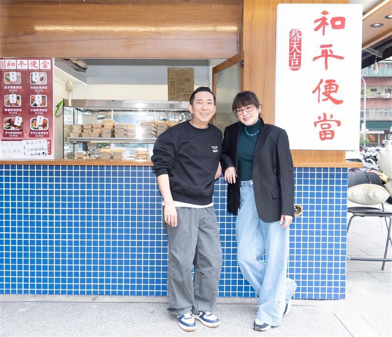 屈中恆曾來站台Vicky便當店。(圖/記者趙于瑩攝影)