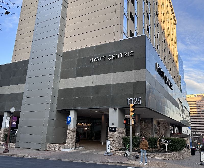 傳林佳龍訪美　下榻AIT總部附近飯店據傳外交部長林佳龍訪美，下榻鄰近華府、位於維吉尼亞州阿靈頓的Hyatt Centric飯店（圖）。(圖／中央社）