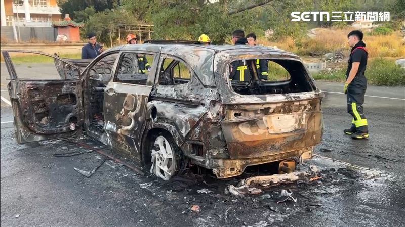 公墓清晨火燒車「他多處燒燙傷」曝起火因