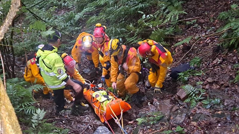 救援林男過程。(圖/翻攝畫面)