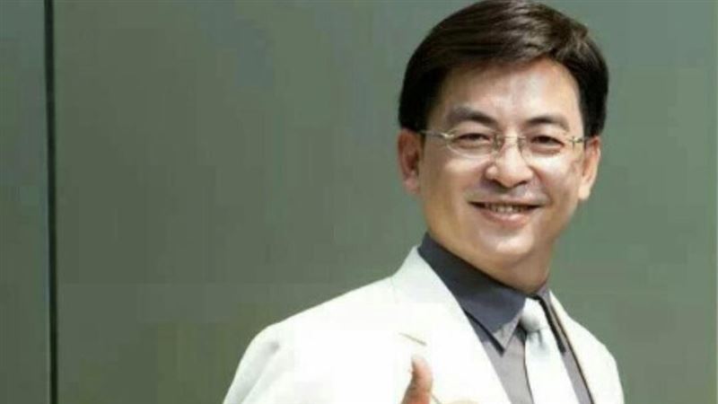 倫元投顧陳學進分析師認為,全球經濟及相關AI鏈營運成長向上、以及下任Fed主席熱門人選逐步浮現,在資金面寬鬆不變下,預期這個時間應該不會等太久,如所言:「多頭甩轎拉回」反而是低接上車的機會。(圖/陳學進)