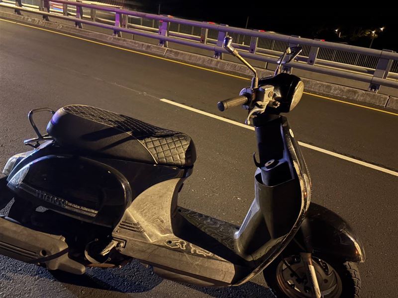 盧姓副站長返家途中發生車禍。(圖/翻攝畫面)