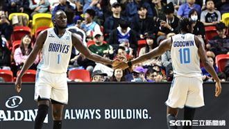 卡麥龍下半場只拿2分　勇士主帥點這2功臣