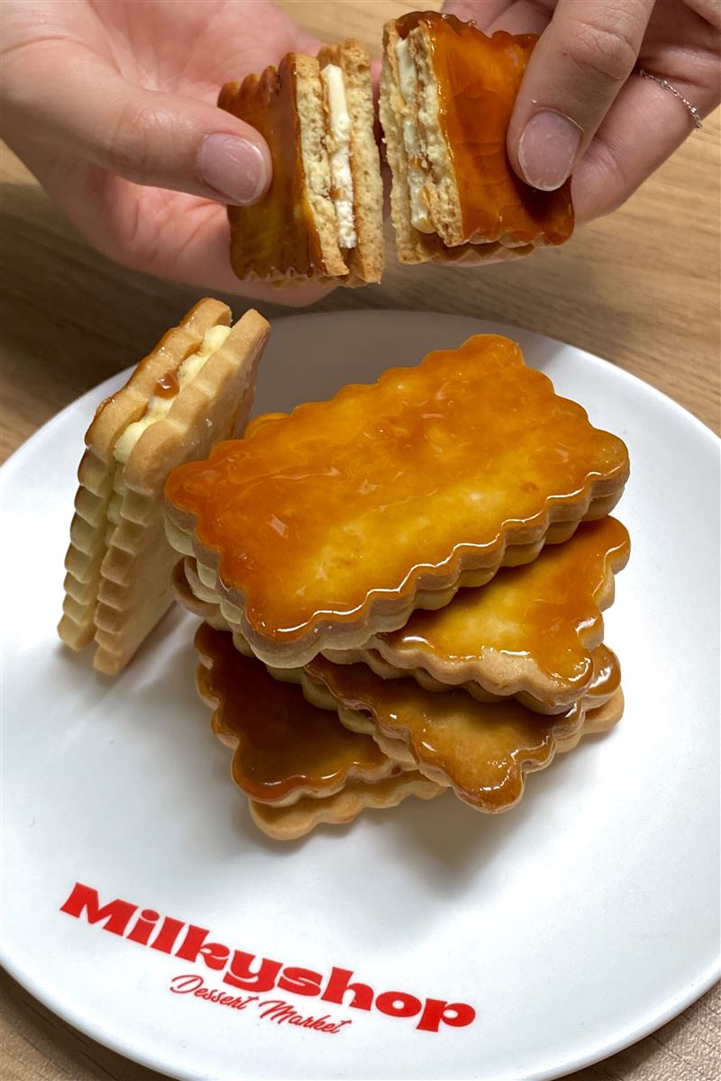 MilkyShop 焦糖奶油夾心餅。(圖/豆腐提供)