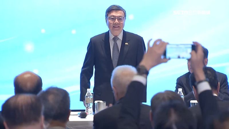 為了阻擋藍白惡法,行政院確定以「不副署」方式進行。(圖/資料照)