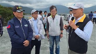 季連成赴光復視察　遇傅崐萁1舉動破冰