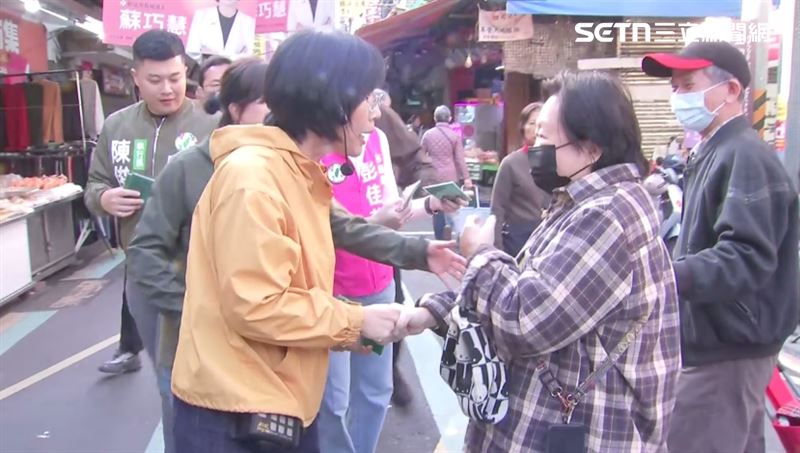 蘇巧慧一起拚!三重重新市場/中央市場掃街(圖/翻攝畫面)