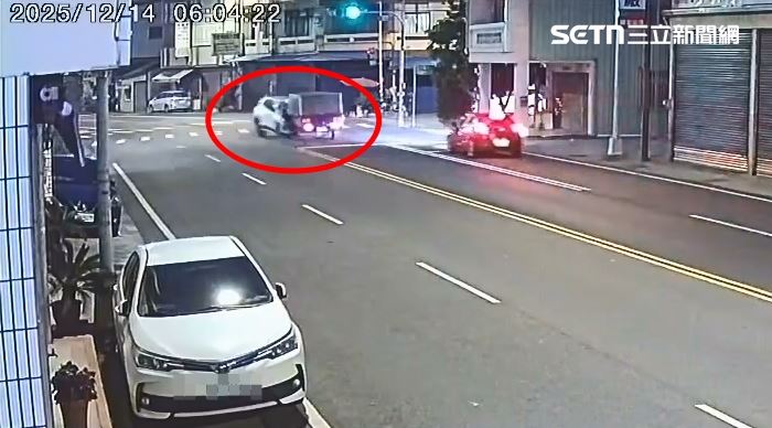 雲林斗南發生重大車禍,休旅車過彎失控對撞小貨車,害小貨車內2人慘死。(圖/翻攝畫面)