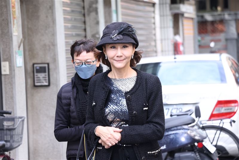 苗蔚蘭坦言對坣娜仍有虧欠。(圖/記者鄭孟晃攝影)