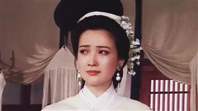 曾出演《青青河邊草》！「4大瓊女郎」何晴驚傳離世　享壽61歲（圖／翻攝自微博）