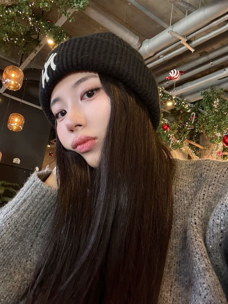 南韓人氣主廚崔鉉碩的女兒崔妍秀。(圖/翻攝自IG @ysdp0715)