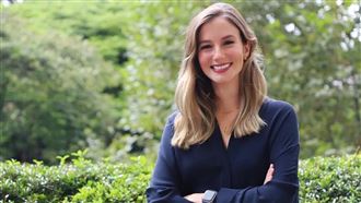 昔被拿菸燙腿　她擊敗泰勒絲成最年輕富豪