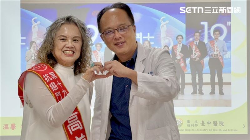 台中醫院血液腫瘤科醫師陳駿逸一路陪伴高美鳳抗癌。(圖/台中醫院提供)