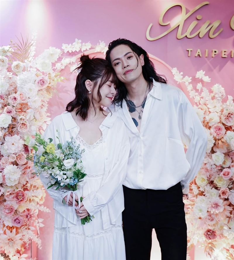 林頤原與葉芸希新婚1年。(圖/華納音樂提供)