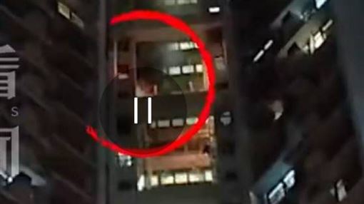 香港又有樓起火「逾400人半夜逃生」