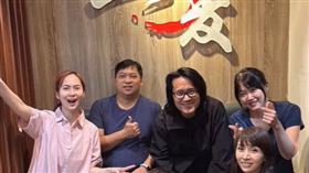 Stacy（左）與Amy（右起）、Tiffany年中聚會合體。（圖／翻攝哏傳媒YT）