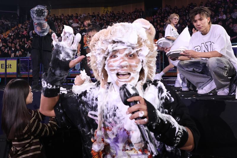 羅志祥演唱會砸派秀掀起高潮。(圖/記者鄭孟晃攝影)