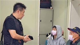 受害者指控，賓賓哥（左）打造公益善心的人設，目的是為了斂財。（翻攝賓賓哥臉書）