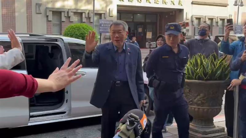 新/京華城弊案密集開審 柯文哲現身法院