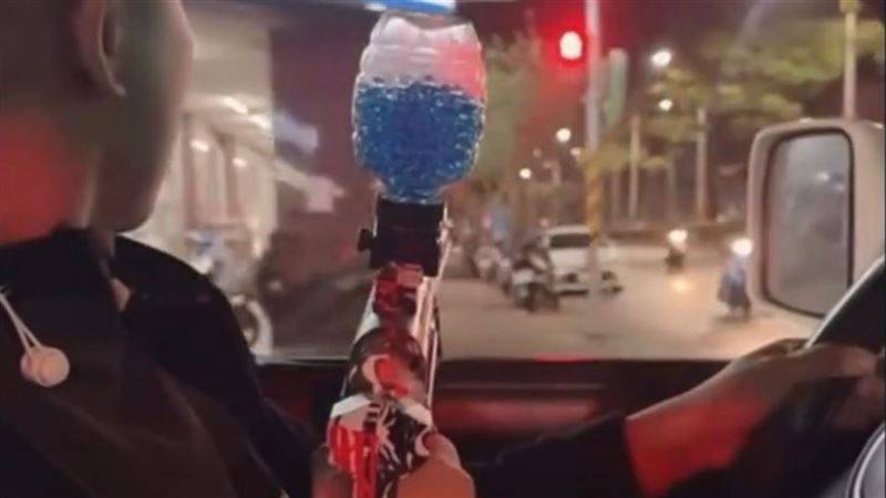 阿志男開車沿途「掃射」水彈 下場曝光