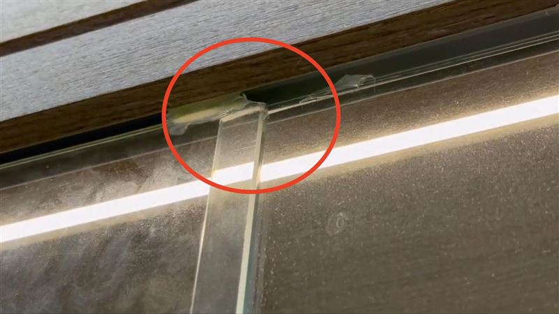 桃機玻璃砸遊客「無人救」保全丟1句傻眼