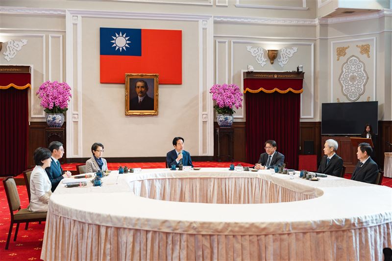 賴清德總統今(15)日邀集院際國政茶敘。(圖/總統府提供)