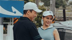 艾怡良（右）飾演小三想扶正，為金主男友郭子乾（左）全身整形。（圖／六魚文創提供）