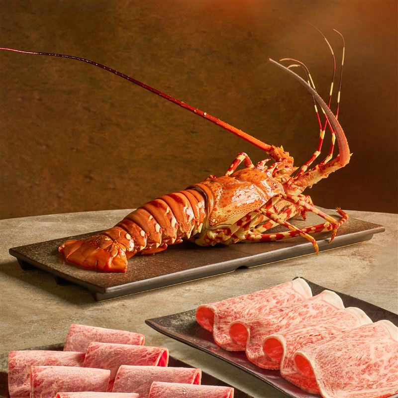 嚴選當日新鮮處理的澳洲活龍蝦。(圖/品牌業者提供)