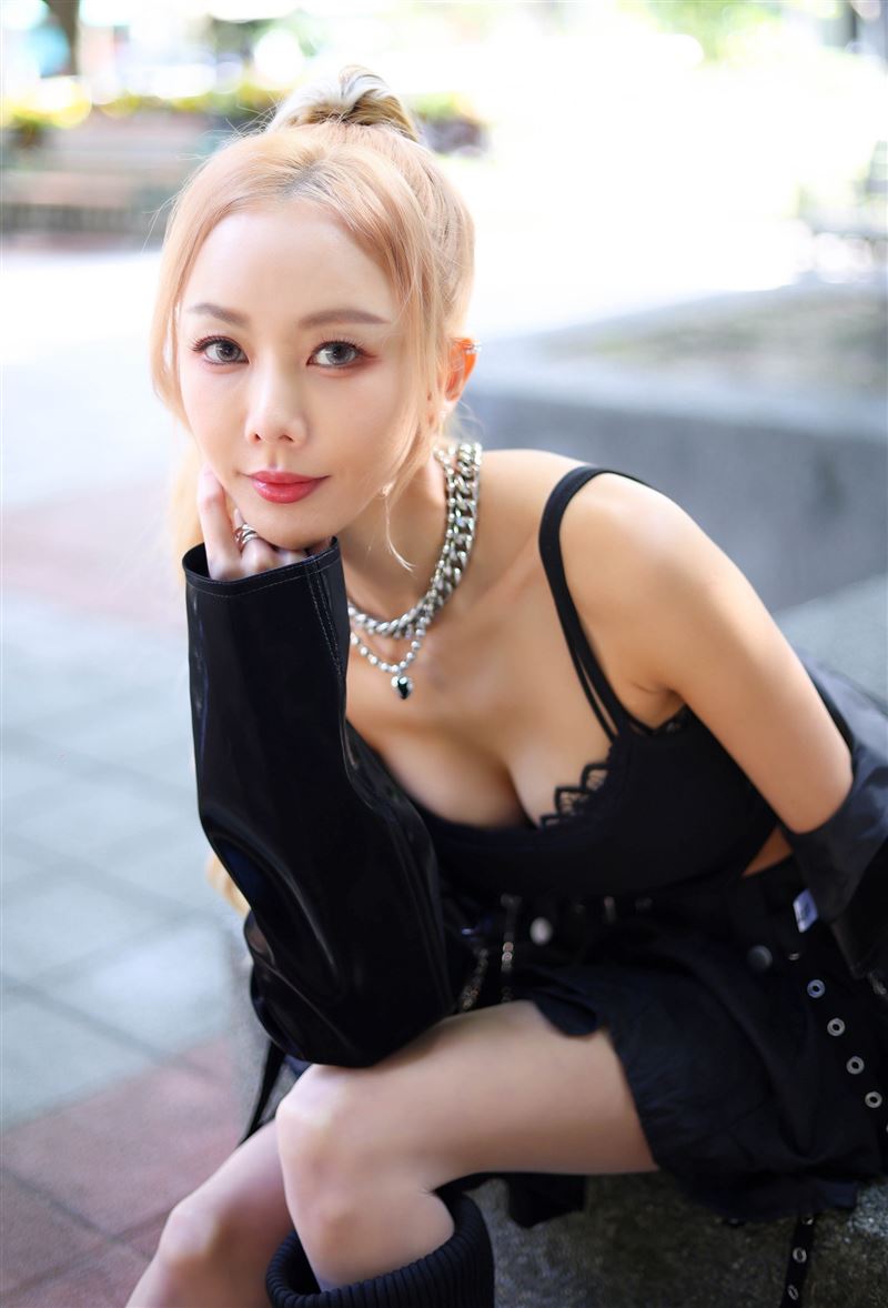 楊婷婭大方坦承雙性戀。(圖/心動藝能提供)