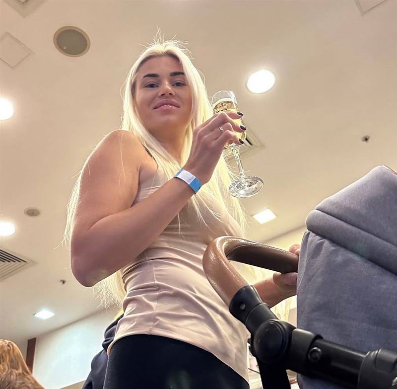 俄羅斯網紅安娜將虐兒影片上傳賺流量,遭網友韃伐後已經影片下架,目前已關閉IG。(圖/翻攝自X平台 @nexta_tv)