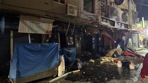 新／新營民宅氣爆！2人緊急送醫搶救