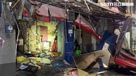 台南市新營區文化街15日晚間發生氣爆事故。（圖／翻攝畫面）