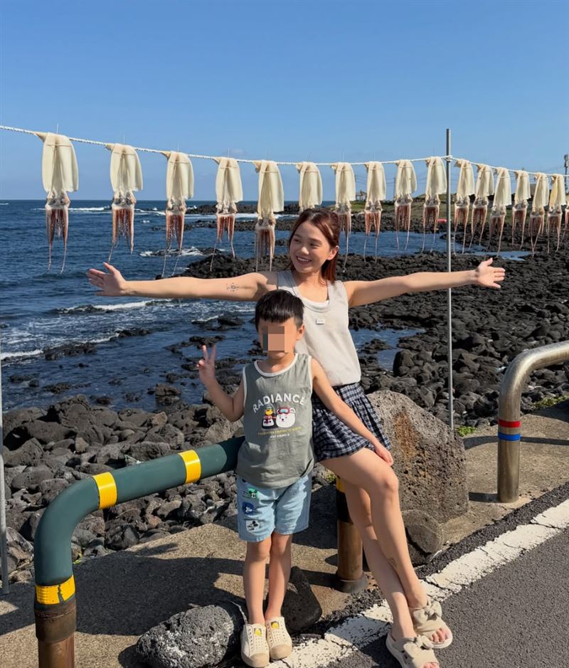 網紅「帶兒子上女廁」!排隊遭路人狂盯 她無奈嘆:上個廁所好緊張