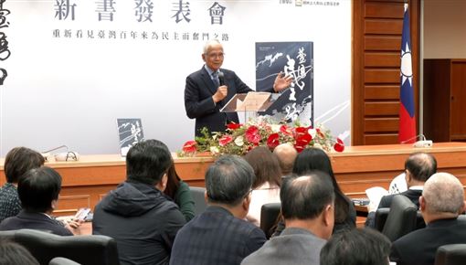 韓國瑜拒國政茶敘惹議　游錫堃3回這句話