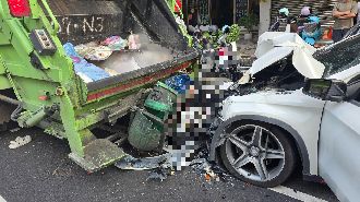 垃圾車遭酒駕追撞隨車員亡　黃偉哲撂重話
