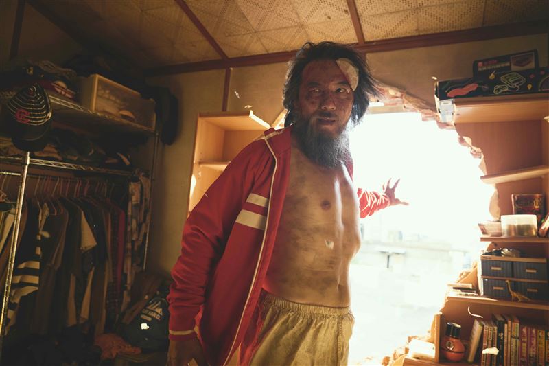 影帝戴立忍在《功夫》圓夢挑戰演出動作片,他直呼:「補足多年遺憾!」(圖/麻吉砥加 提供)